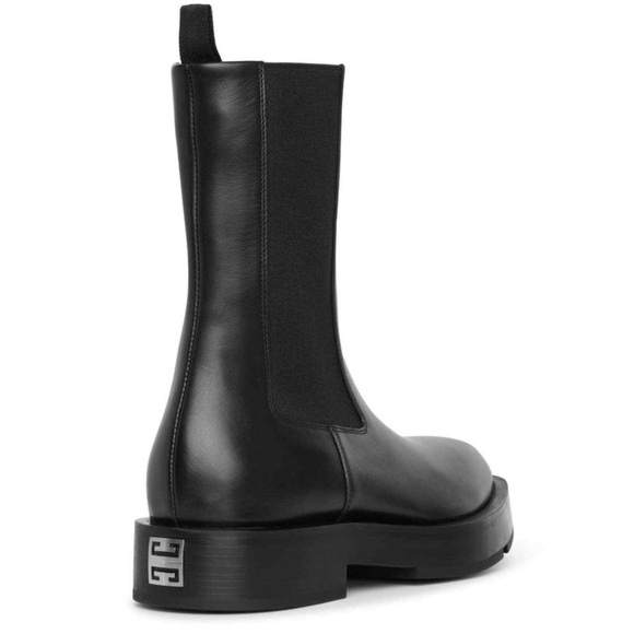 New Givenchy Squared Chelsea Ankle Boots Black Leather in size 38 - Picture 2 of 10